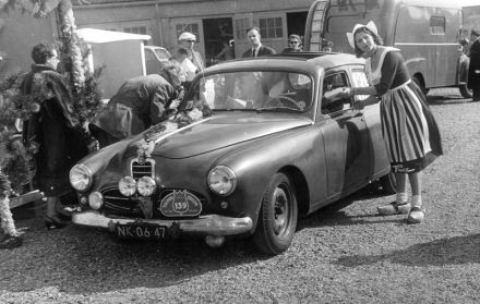 C.J.de Vries i J.A.Moorman – Alfa Romeo 1900 Ti sedan.