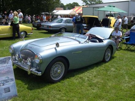 Austin Healey 100.