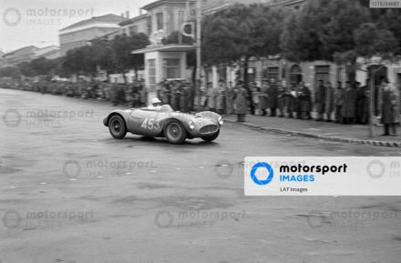 Giorgio Scarlatti - Maserati A6 GCS.