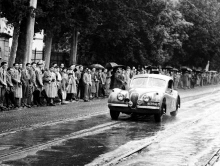 Michel Parsy i Georges Guyot - Jaguar XK120.