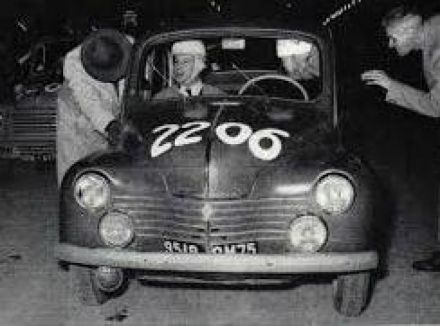 Jean Rédélé i Louis Pons - Renault 4CV.