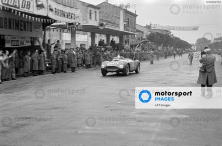 Umberto Maglioli - Ferrari 375 Plus.