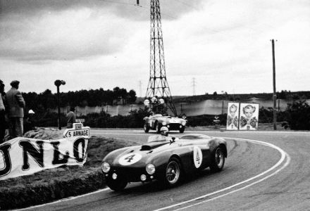 Jose Froilan Gonzales i Maurice Trintignant – Ferrari 375 Plus.