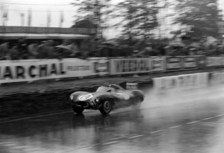 Duncan Hamilton i Tony Rolt – Jaguar D-Type.