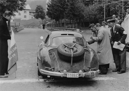 Olivier Gendebien i Pierre Stasse – Mercedes Benz 300 SL.
