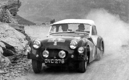 Ken Richardson i Christian “Kit” Heathcote – Triumph TR 2.