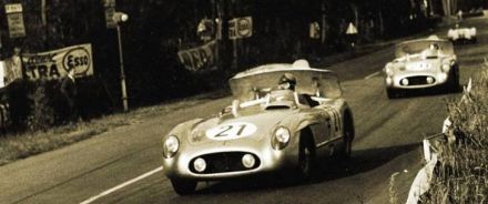 Karl Kling i Andre Simon, Pierre Levegh i John Fith – Mercedesy Benz 300 SLR.