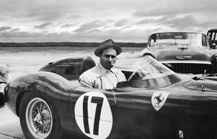 Juan Manuel Fangio – Ferrari 860 Monza.