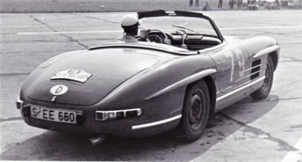 Marek Wachowski i Grzegorz Timoszek – Mercedes Benz 300 SL.