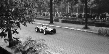 Henryk Nowak – Sam Triumph.