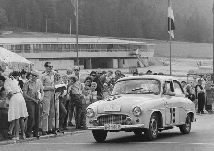 Syrena 102.