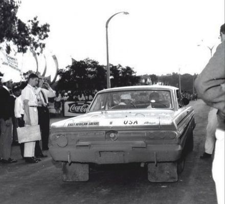 Ray Brock i Norman Greatorex – Lincoln Mercury Comet.