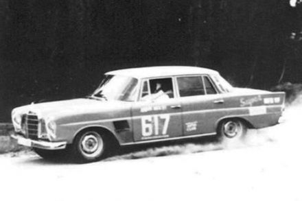 Björn Waldegard – Mercedes Benz 300 SE.