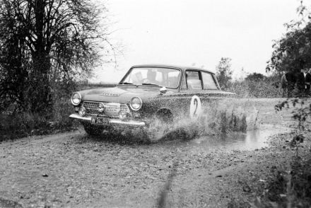 Ford Cortina