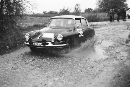 Citroen DS 19