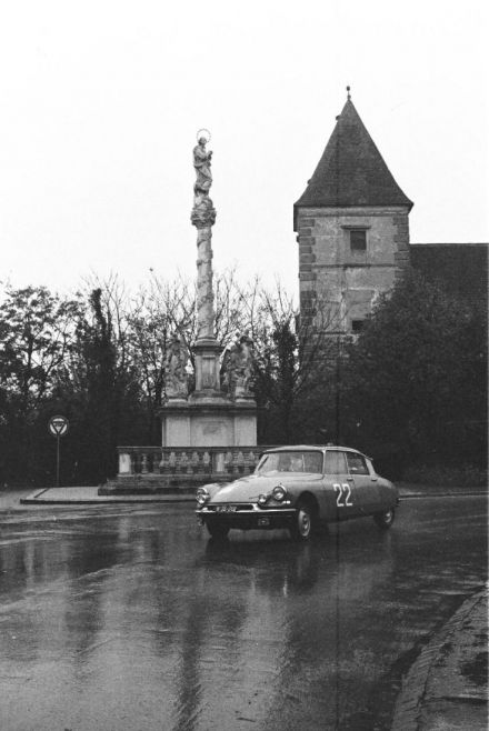 Citroen DS 19