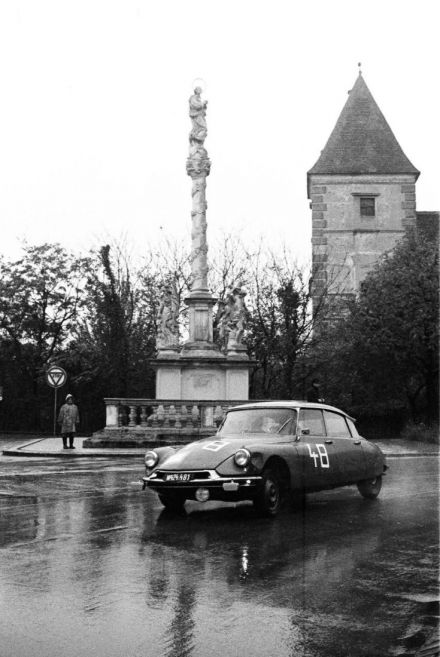 Citroen DS 19