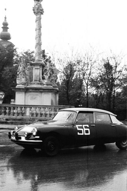 Citroen DS19