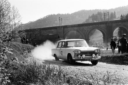 Fiat 2300