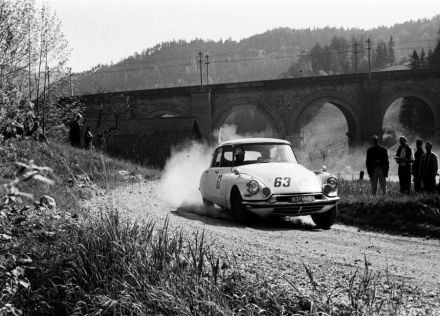 Citroen DS 19