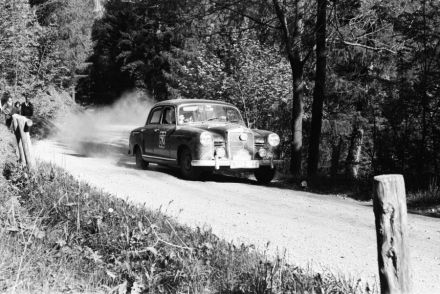 Mercedes Benz