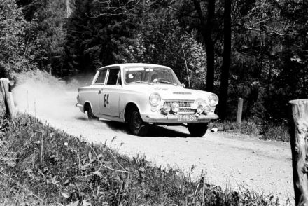 Ford Cortina