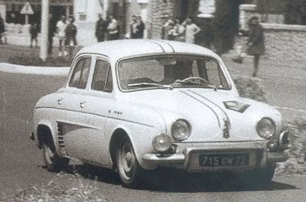  Renault Dauphine.