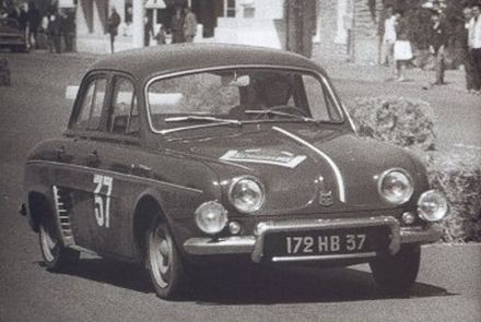 Colonnello i Restout – Renault Dauphine.