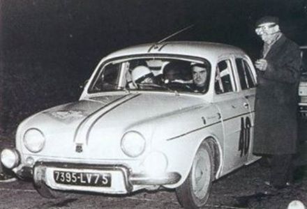 Renault Dauphine.
