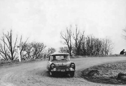 Justin Giets i Georges Harris – DKW Junior 850.