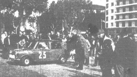 Juan Jorge Pla – Morris Mini Cooper 1000.