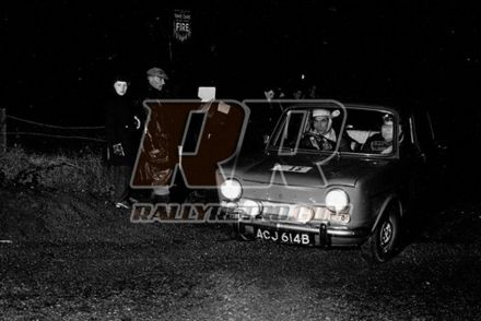 A.E.Bengry – Simca 1000.