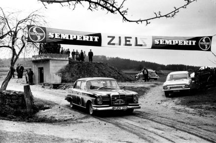 Mercedes Benz