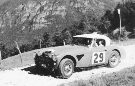 Paddy Hopkirk i Henry Liddon – Austin Healey 3000.