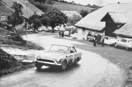 Tiny Lewis i Barry F.Hughes – Sunbeam Tiger.