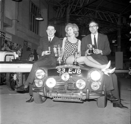 Paddy Hopkirk i Henry Liddon – BMC Mini Cooper S.