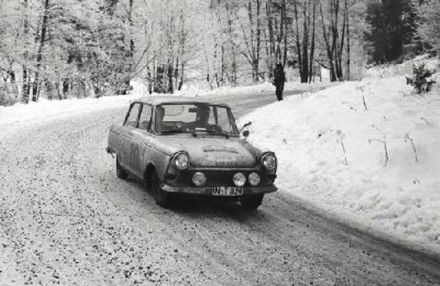 Alfred Kling i Georg Kaufmann – Auto Union DKW F12.