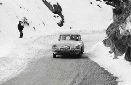 Edgard Julien i Claude Roure – Citroen DS 19.