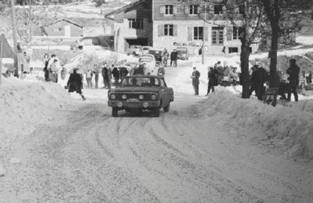 Henri Greder i Martial Delalande – Ford Falcon Sprint.