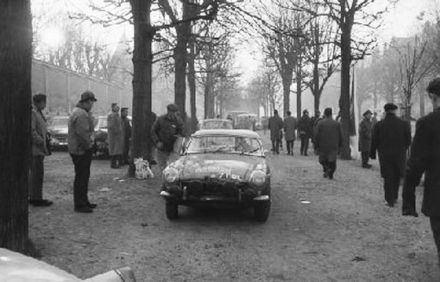 Donald Morley i Erle Morley – MG MGB.