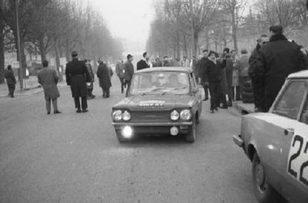 Keith Ballisat i Andrew Cowan – Hillman Imp.