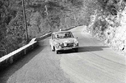 Gordon King i Colin Sproxton – Ford Cortina.