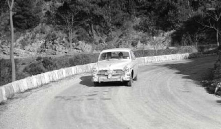 Henry Burke i Mac Daghorn – Volvo 122.