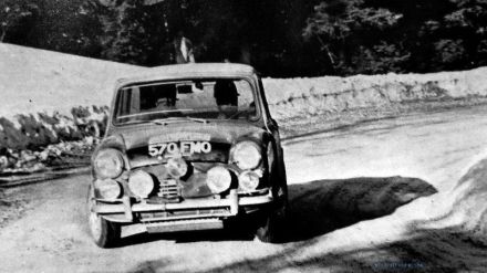 Timo Mäkinen i Patrick Vanson – BMC Mini Cooper S.