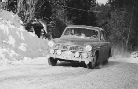 Gunnar Bengtsson i Gunnar Asplund – Volvo 122.