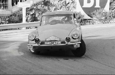 Maurice Peyrot i Georges Rouit – Citroen DS 19.