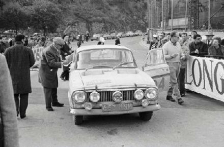 Peter Bolton i Mike Kempley – Vauxhall VX 4/90.