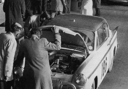 Rosemary Smith i Margaret Mackenzie – Sunbeam Rapier.