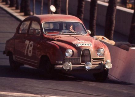 Olle Bromark i Kjeft Lyxell – Saab 96.