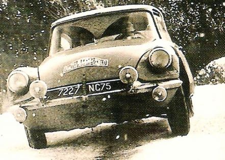 Lucette Pointet i Francoise Houillon – Citroen DS 19.